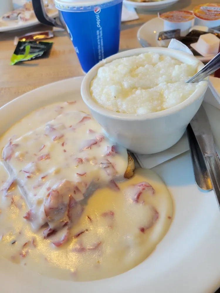 Creamed Chipped Beef with Grits